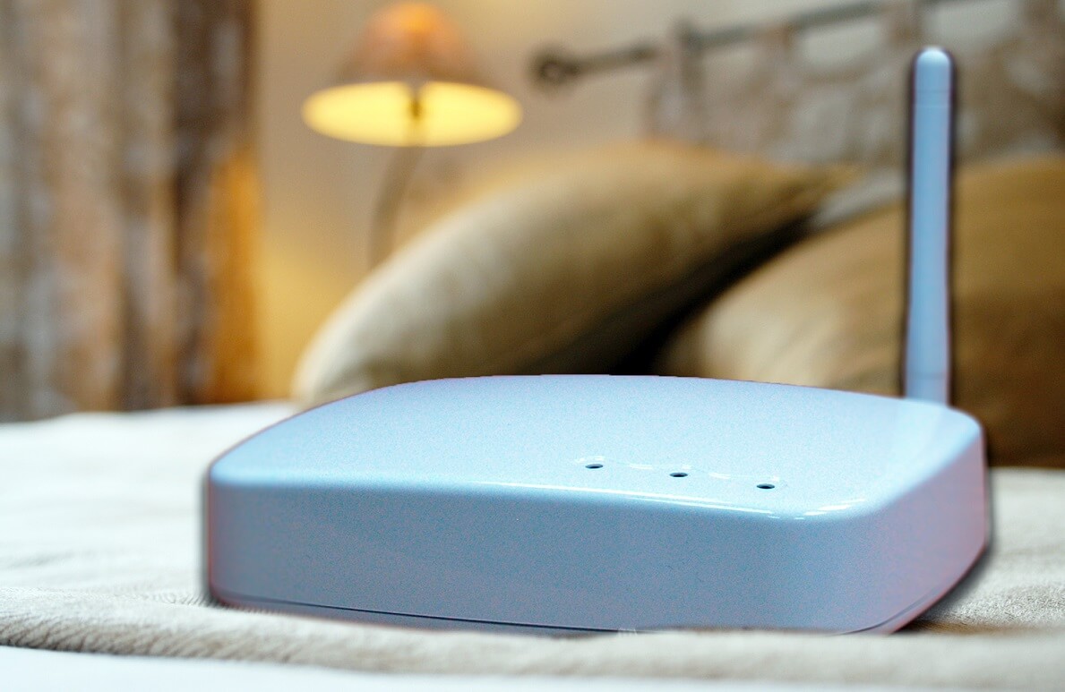 Smart Home controller Z-Wave gateway Smart Home controller Z-Wave gateway